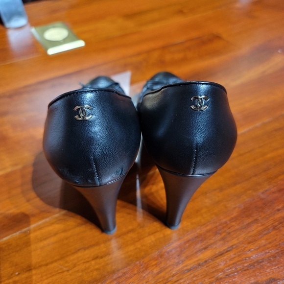 CHANEL Platform  Leather Heels - 39.5 - Picture 6 of 9
